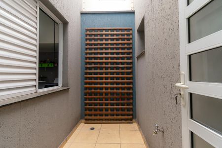 Casa à venda com 139m², 3 quartos e 2 vagas Casa à venda com 139m², 3 quartos e 2 vagasJardim de Inverno