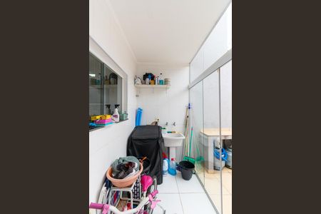 Casa à venda com 139m², 3 quartos e 2 vagas Casa à venda com 139m², 3 quartos e 2 vagasÁrea de Serviço