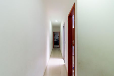 Casa à venda com 139m², 3 quartos e 2 vagas Casa à venda com 139m², 3 quartos e 2 vagasCorredor