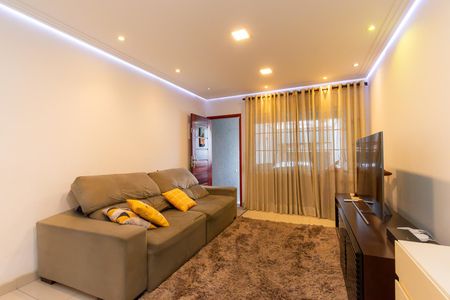 Casa à venda com 139m², 3 quartos e 2 vagas Casa à venda com 139m², 3 quartos e 2 vagasSala