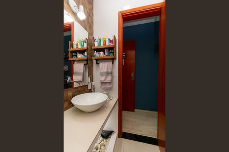 Casa à venda com 139m², 3 quartos e 2 vagas Casa à venda com 139m², 3 quartos e 2 vagasBanheiro da Suíte