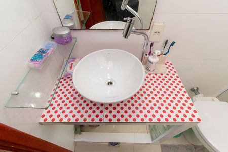 Casa à venda com 139m², 3 quartos e 2 vagas Casa à venda com 139m², 3 quartos e 2 vagasBanheiro