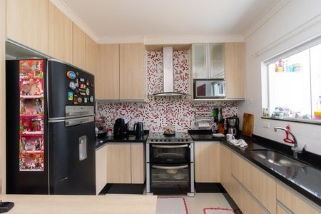 Casa à venda com 139m², 3 quartos e 2 vagas Casa à venda com 139m², 3 quartos e 2 vagasCozinha