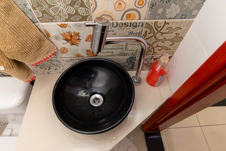 Casa à venda com 139m², 3 quartos e 2 vagas Casa à venda com 139m², 3 quartos e 2 vagasLavabo