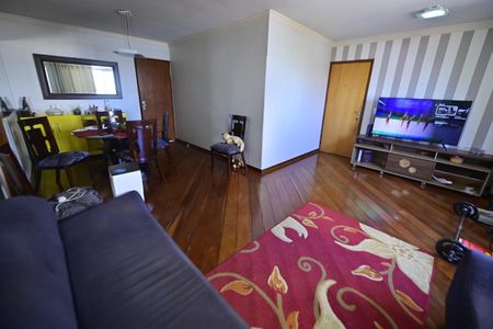 Apartamento para alugar com 127m², 4 quartos e 2 vagasSala