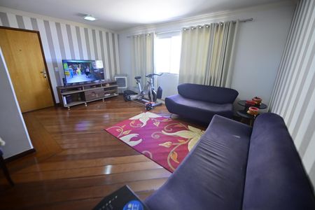 Apartamento para alugar com 127m², 4 quartos e 2 vagasSala