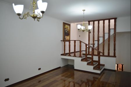 Sala de casa à venda com 3 quartos, 198m² em Vila Tibiriçá, Santo André