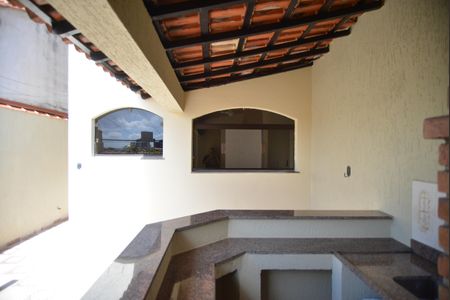 Casa à venda com 198m², 3 quartos e 3 vagasArea Goumert