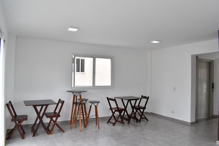 Apartamento para alugar com 35m², 1 quarto e 1 vagaÁrea comum - Salão de festas