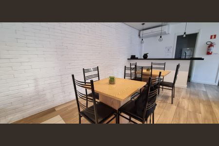 Apartamento à venda com 36m², 2 quartos e sem vagaÁrea comum - Salão de festas