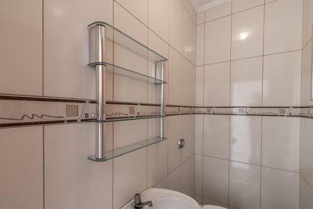 Casa à venda com 134m², 3 quartos e 2 vagas Casa à venda com 134m², 3 quartos e 2 vagasLavabo