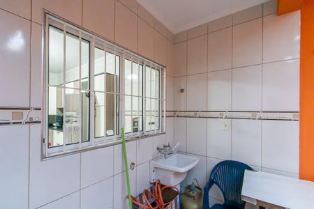 Casa à venda com 134m², 3 quartos e 2 vagas Casa à venda com 134m², 3 quartos e 2 vagasÁrea de Serviço