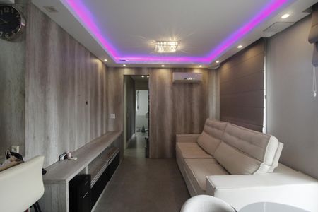 Sala de apartamento à venda com 3 quartos, 67m² em Morro Santana, Porto Alegre