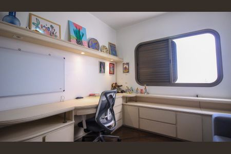 Apartamento para alugar com 180m², 4 quartos e 4 vagasQuarto 1