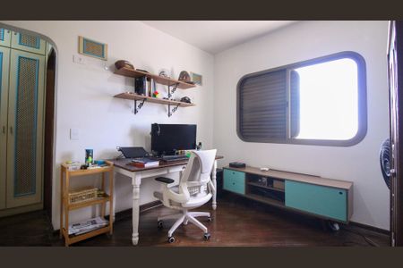 Apartamento para alugar com 180m², 4 quartos e 4 vagasQuarto 2