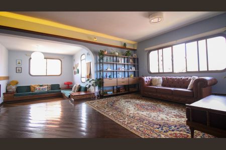 Sala de apartamento para alugar com 4 quartos, 180m² em Jardim Avelino, São Paulo