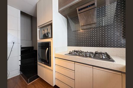 Apartamento à venda com 104m², 2 quartos e 1 vagaCozinha