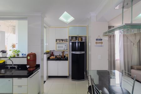 Apartamento à venda com 68m², 2 quartos e 1 vagaCozinha