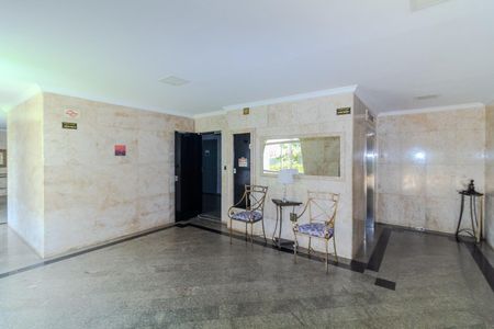 Apartamento à venda com 68m², 2 quartos e 1 vagaHall social