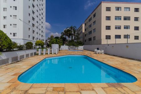 Apartamento à venda com 68m², 2 quartos e 1 vagaÁrea comum - Piscina
