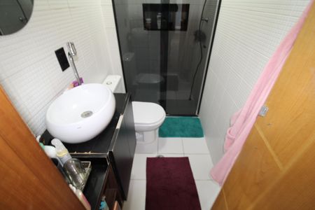 Apartamento à venda com 63m², 2 quartos e 1 vagaBanheiro Social