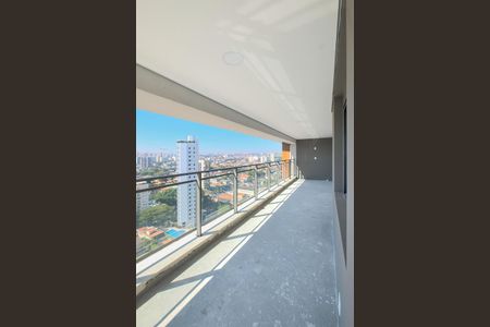 Apartamento à venda com 154m², 3 quartos e 2 vagasVaranda