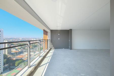 Apartamento à venda com 154m², 3 quartos e 2 vagasVaranda