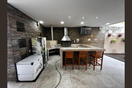 Apartamento à venda com 122m², 4 quartos e 2 vagasÁrea comum - Churrasqueira