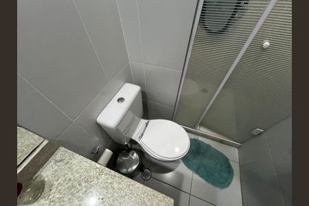 Apartamento à venda com 122m², 4 quartos e 2 vagasBanheiro