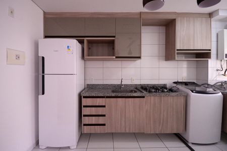 Apartamento à venda com 42m², 2 quartos e 1 vaga Apartamento à venda com 42m², 2 quartos e 1 vagaCozinha/Área de Serviço