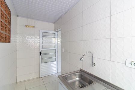 Casa para alugar com 70m², 2 quartos e 1 vagaÁrea de Serviço