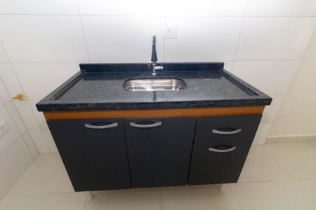Sala/Cozinha de apartamento à venda com 2 quartos, 34m² em Vila Campanela, São Paulo