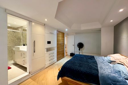 Apartamento à venda com 129m², 2 quartos e sem vagaSuíte