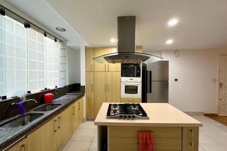 Apartamento à venda com 129m², 2 quartos e sem vagaCozinha 