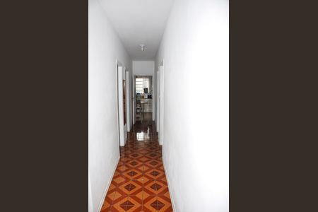 Casa à venda com 310m², 3 quartos e 5 vagas Casa à venda com 310m², 3 quartos e 5 vagasCorredor