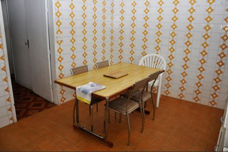 Casa à venda com 310m², 3 quartos e 5 vagas Casa à venda com 310m², 3 quartos e 5 vagasCozinha