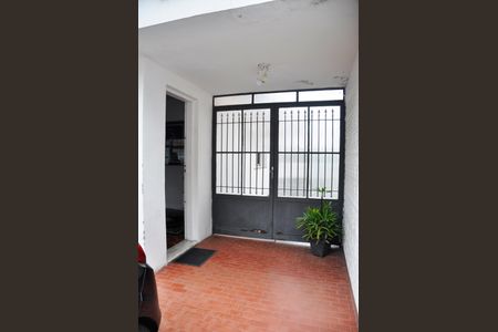 Casa à venda com 310m², 3 quartos e 5 vagas Casa à venda com 310m², 3 quartos e 5 vagasHall de entrada