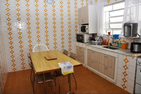 Casa à venda com 310m², 3 quartos e 5 vagas Casa à venda com 310m², 3 quartos e 5 vagasCozinha