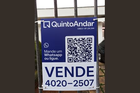 Casa à venda com 310m², 3 quartos e 5 vagas Casa à venda com 310m², 3 quartos e 5 vagasPlaca