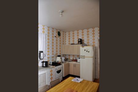 Casa à venda com 310m², 3 quartos e 5 vagas Casa à venda com 310m², 3 quartos e 5 vagasCozinha