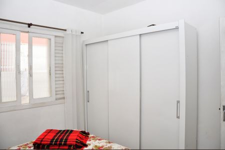 Casa à venda com 310m², 3 quartos e 5 vagas Casa à venda com 310m², 3 quartos e 5 vagasQuarto 1