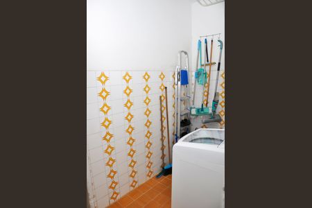 Casa à venda com 310m², 3 quartos e 5 vagas Casa à venda com 310m², 3 quartos e 5 vagasÁrea de Serviço