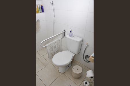 Casa à venda com 310m², 3 quartos e 5 vagas Casa à venda com 310m², 3 quartos e 5 vagas Banheiro Social