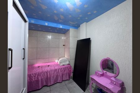 Casa de condomínio à venda com 120m², 3 quartos e 1 vagaQuarto 2