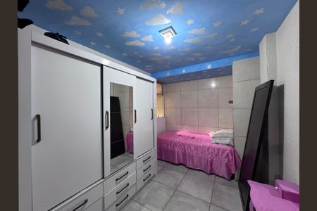 Casa de condomínio à venda com 120m², 3 quartos e 1 vagaQuarto 2