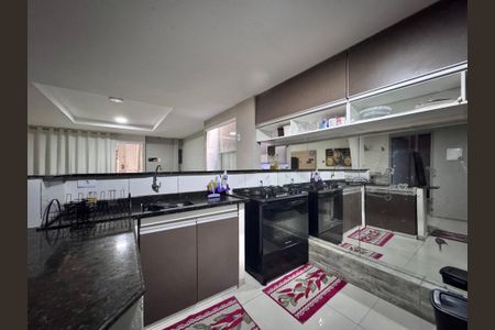 Casa de condomínio à venda com 120m², 3 quartos e 1 vagaCozinha