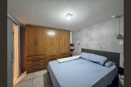 Casa de condomínio à venda com 120m², 3 quartos e 1 vagaSuíte 3