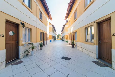 Casa de condomínio à venda com 90m², 2 quartos e 2 vagas Casa de condomínio à venda com 90m², 2 quartos e 2 vagasÁrea comum