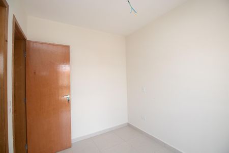 Casa à venda com 70m², 2 quartos e 2 vagas Casa à venda com 70m², 2 quartos e 2 vagasSuíte 2