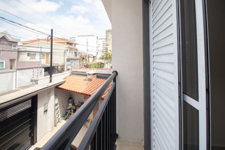 Casa à venda com 70m², 2 quartos e 2 vagas Casa à venda com 70m², 2 quartos e 2 vagasVaranda Suíte 2